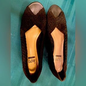 IMPO Stretch Black wiven ribbon style slip on.